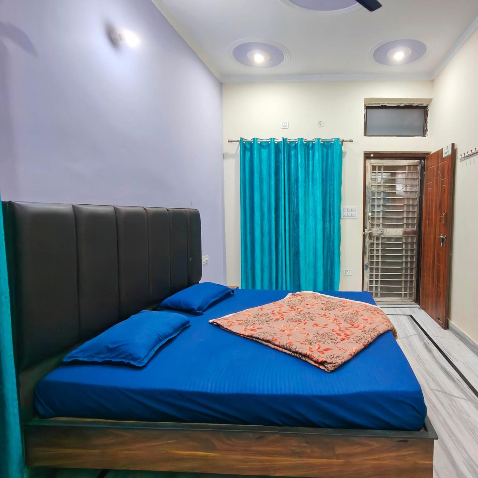 Deepak Homestay Рішикеш Екстер'єр фото